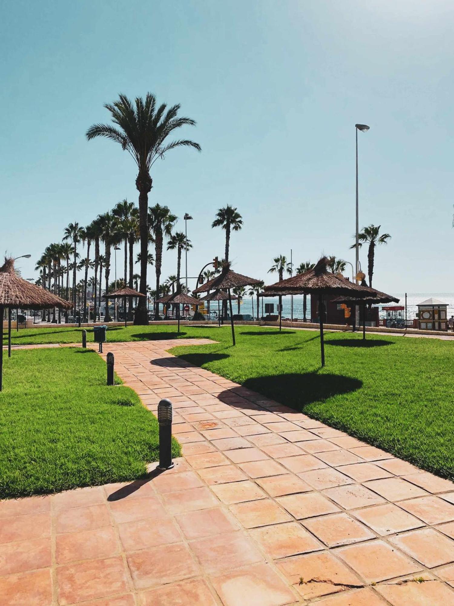 Precioso Apartamento En Primera Linea De Playa Benalmádena Esterno foto